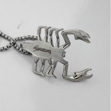 گردنبند مردانه طرح عقرب مدل 3444