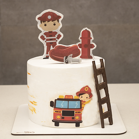 کیک خامه طرح آتش نشان