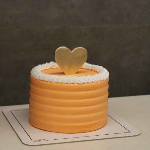 کیک قلبی-گلبهی