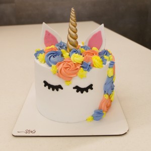 کیک خامه فوندانت تک شاخ