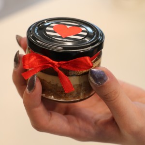 مینی جار کیک در سه طعم و شکل