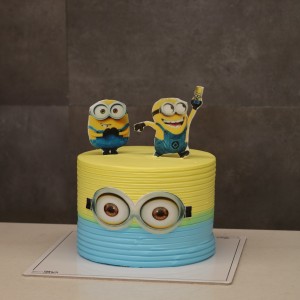 کیک مینیون 2