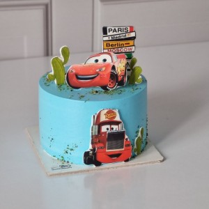 کیک پسرانه مک کویین