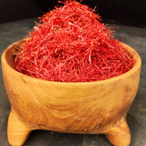 زعفران سوپر نگین تیارمزه