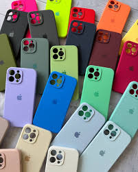 کاور مدل سیلیکونی محاف لنز دار  ( داخل مخمل ) مناسب برای گوشی موبایل اپل Iphone 15 Pro