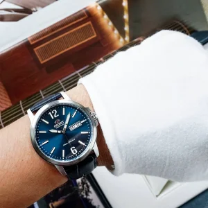 ساعت مچی مردانه اورینت مدل RA-AA0C05L19B