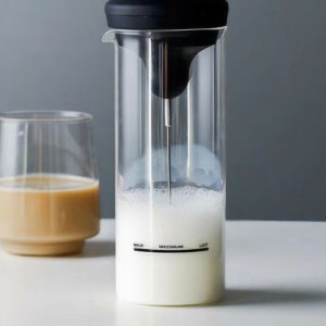 همزن شیر و قهوه شارژی با پارچ پیرکس مدل xy.251