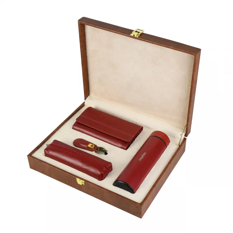 ست چرم زنانه قرمز پرنسس کد PL5502