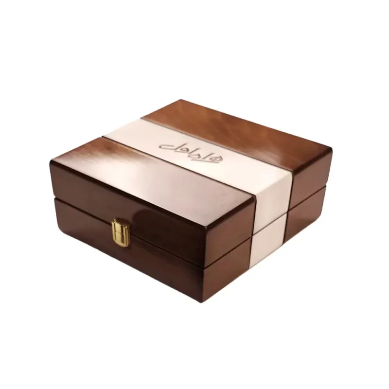 جعبه هدیه ست چرمی طرح همراه اول کد BW5541