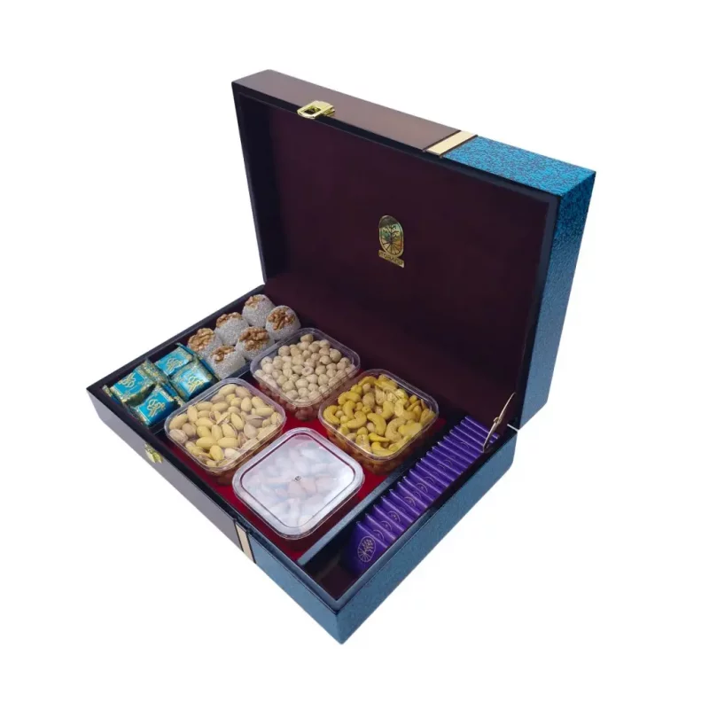 پک یلدایی آجیل و شکلات مدل گیلدا کد PY5504