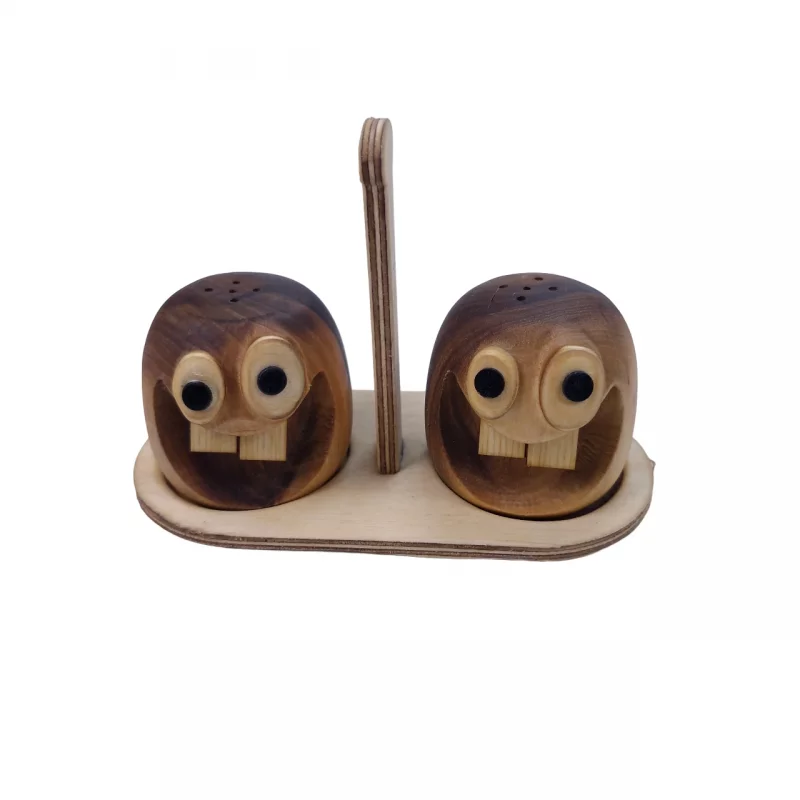 ست نمکدان و فلفل پاش طرح ایموجی دو تایی کد WD5921