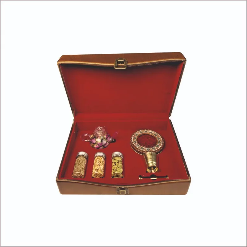 پک هدیه زعفران و دمنوش مدل زرفام کد PZ145