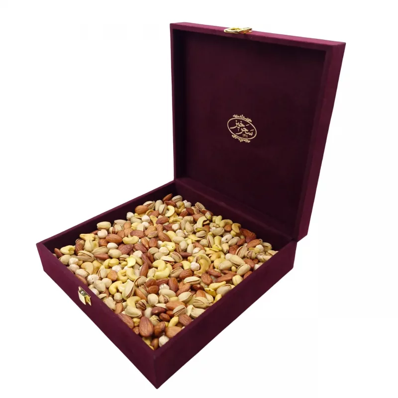 پک هدیه آجیل لاوین کد PY5546