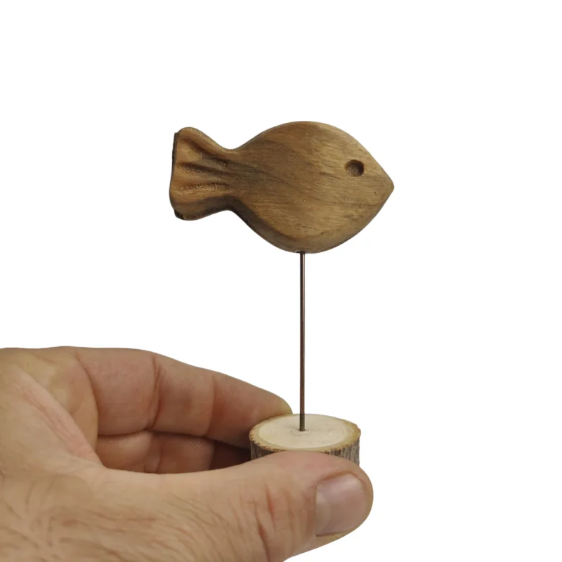 مجسمه ماهی چوبی پایه دار  کد WD6256