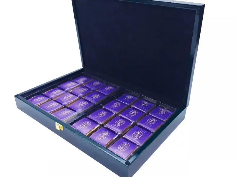 معرفی بهترین پک‌های هدیه شب یلدا در سال ۱۴۰۴