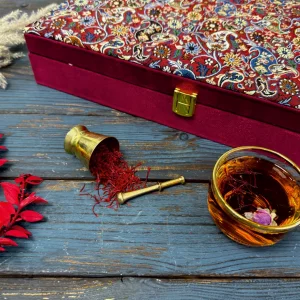 پک هدیه صنایع دستی و زعفران مدل شاهکار کد PZ150