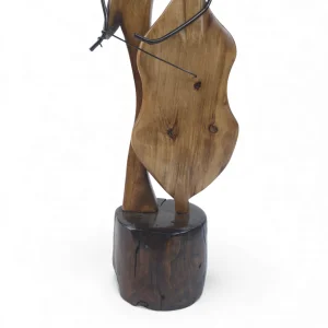 مجسمه چوبی نوازنده مرد کد WD5592