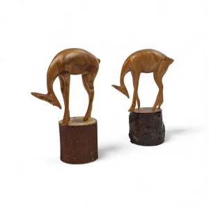 مجسمه دکوری چوبی طرح غزال سر خم کد WD6498