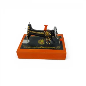 ماکت چرخ خیاطی قدیمی دکوری کد WD6933