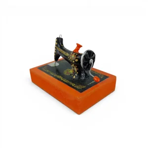 ماکت چرخ خیاطی قدیمی دکوری کد WD6933