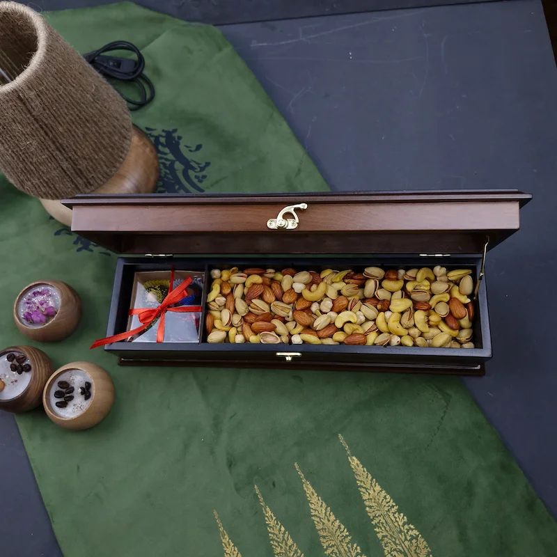 پک هدیه آجیل شب یلدا