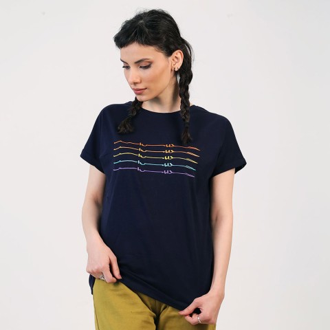 تیشرت زنانه سرمه ای «خدا با من است»