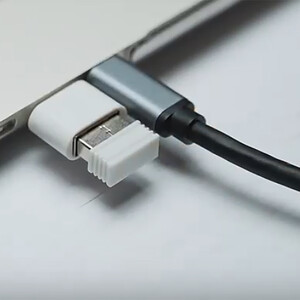 پوینتر پرزنتر لیزری شارژی ایکس او