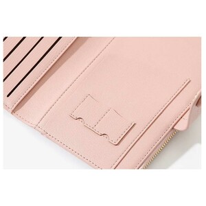 کیف پاسپورت و مدارک تائومیک‌میک