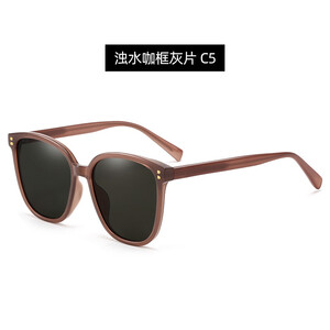 عینک آفتابی پلاریزه یووی 400 زنانه karen bazaar A0715 nylon lens sunglasses