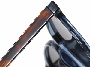 عینک آفتابی زنانه پولاریزه کارن بازار