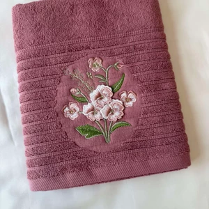 حوله گل برجسته اعلا فاباریس طرح قاب گل سایز 50x90 سانتی متر