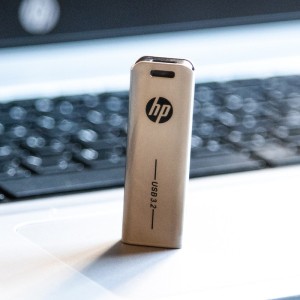 فلش مموری 64 گیگابایت اچ پی  نسل USB 3.2 مدل x796w