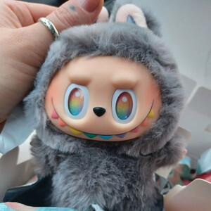 عروسک مدل لبوبو سری انرژی ارتفاع ۱۵ سانتی متر