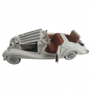 ماشین فلزی بنز کلاسیک