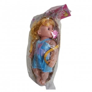 عروسک پستونک دار در سبد