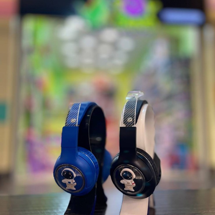 هدفون بلوتوثی فضانورد