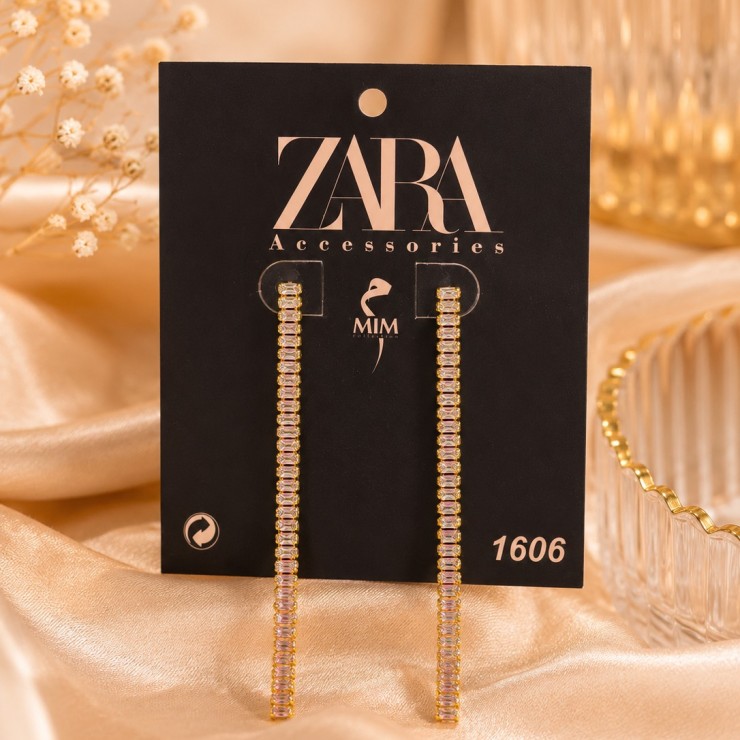 گوشواره زنانه نگین‌دار مدل آویزی بلند