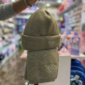 شال و کلاه قلبی