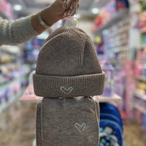 شال و کلاه قلبی