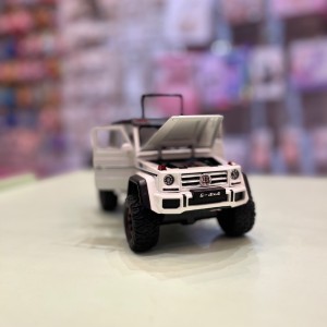 ماکت ماشین فلزی مدل G class