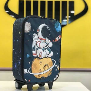 چمدان برزنتی  فضانورد