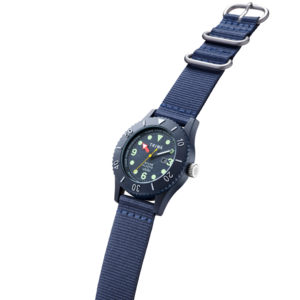 ساعت مچی عقربه ای تریوا  SUB Ocean Plastic Deep blue از نما سه بعدی