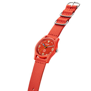 ساعت مچی عقربه ای تریوا  Ocean Plastic Coral از نما سه بعدی