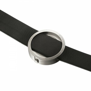 ساعت مچی عقربه ای جیکوب جنسن Curve 251 از نما پشت
