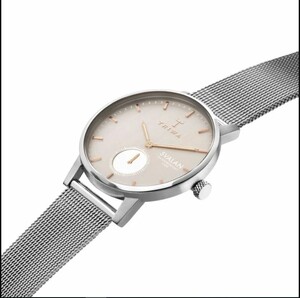 ساعت مچی عقربه ای زنانه تریوا Blush Svalan-Steel Mesh از نما سه بعدی