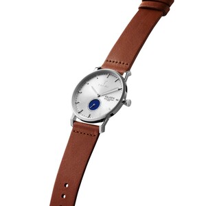 ساعت مچی عقربه ای تریوا Blue eye Falken از نمای سه بعدی