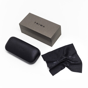 ۱۰۴۰_۲۳۲۸۸۲۴e61-triwa_sunglasses_packaging-800&#215;800