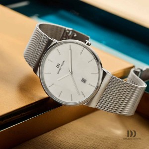 ساعت مچی عقربه ای زنانه دنیش دیزاین (Danish design) مدل IV70Q1269 Rosalyn Grey Gold Mesh