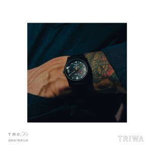 ساعت مچی عقربه ای زنانه مردانه تریوا (TRIWA) مدل Ocean Plastic Sun