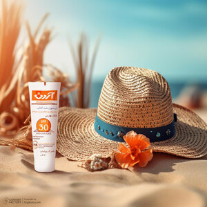 لوسیون ضد آفتاب بدون رنگ آردن SPF30 مدل Oil Free محافظ UVA ،UVB، ضد حساسیت، مرطوب‌کننده، ضد آب، مناسب پوست‌‌های آکنه‌ای و چرب وزن 75 گرم